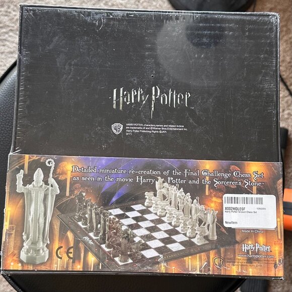 NIB Harry Potter Wizard Chess Set - Picture 2 of 4